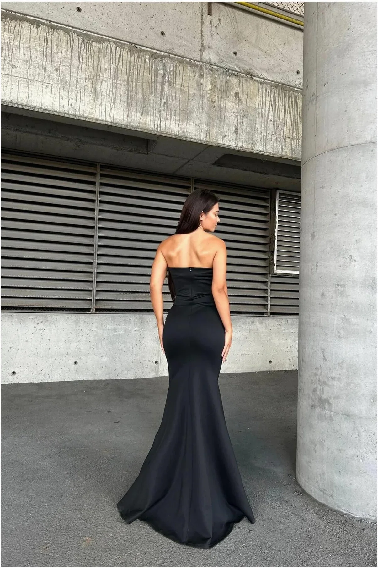 Kadın Trend Tasarım Esnek Likralı Kumaş Straplez Maxi Abiye Elbise görsel 3