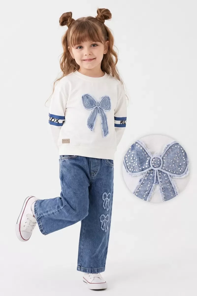 3/6 Yaş Taşlı Fiyonk Nakışlı Sweatli Kot Pantolonlu Çocuk Takımı
