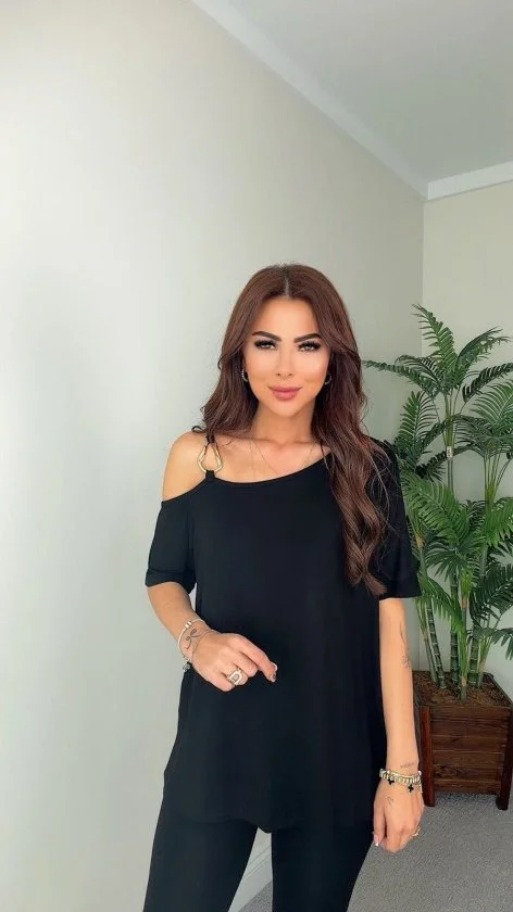 Kadın Kısa Kollu Tek Omuzdan Askılı Toka Detaylı Viskon Bluz görsel 2