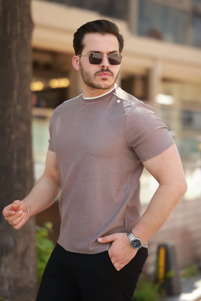 Erkek Omuzlar çizgi Detaylı Kısa Kollu T-shirt görsel 2