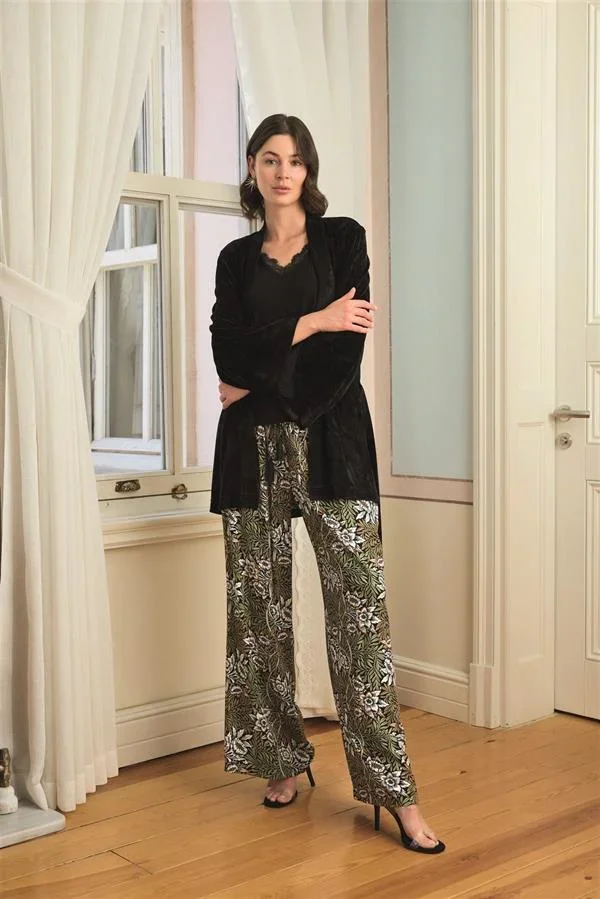 Çiçek Yaprak ve Etnik Desenli Dantelli 3'lü Pijama Takımı görsel 9