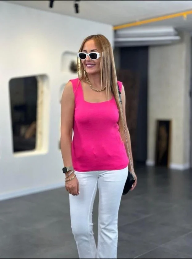 Kadın Kare Yaka Kalın Askılı Beyaz Triko Bluz görsel 3