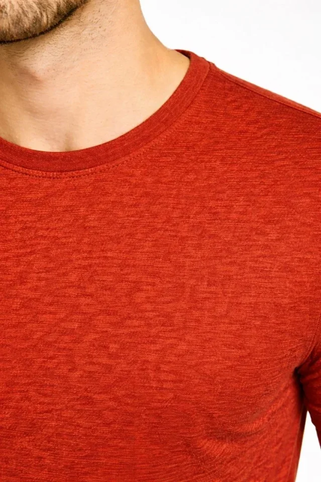 Erkek Flam Kumaş Melanj Dokulu Regular Fit Tişört Bisiklet Yaka Yazlık T-Shirt - Kiremit görsel 2