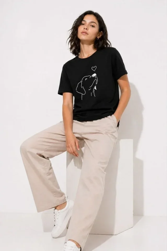 Köpek Figürlü Minimal Baskılı Tişört Kısa Kol Yazlık T-Shirt - Siyah görsel 3