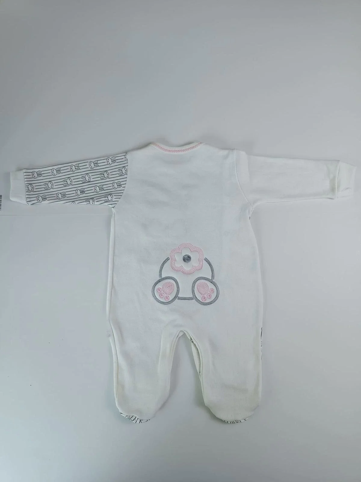 0-3 3-6 Ay Minik Tavşan Nakışlı Boydan Çıtçıt Kapamalı Kız Erkek Bebek Tulumu Ekru görsel 4