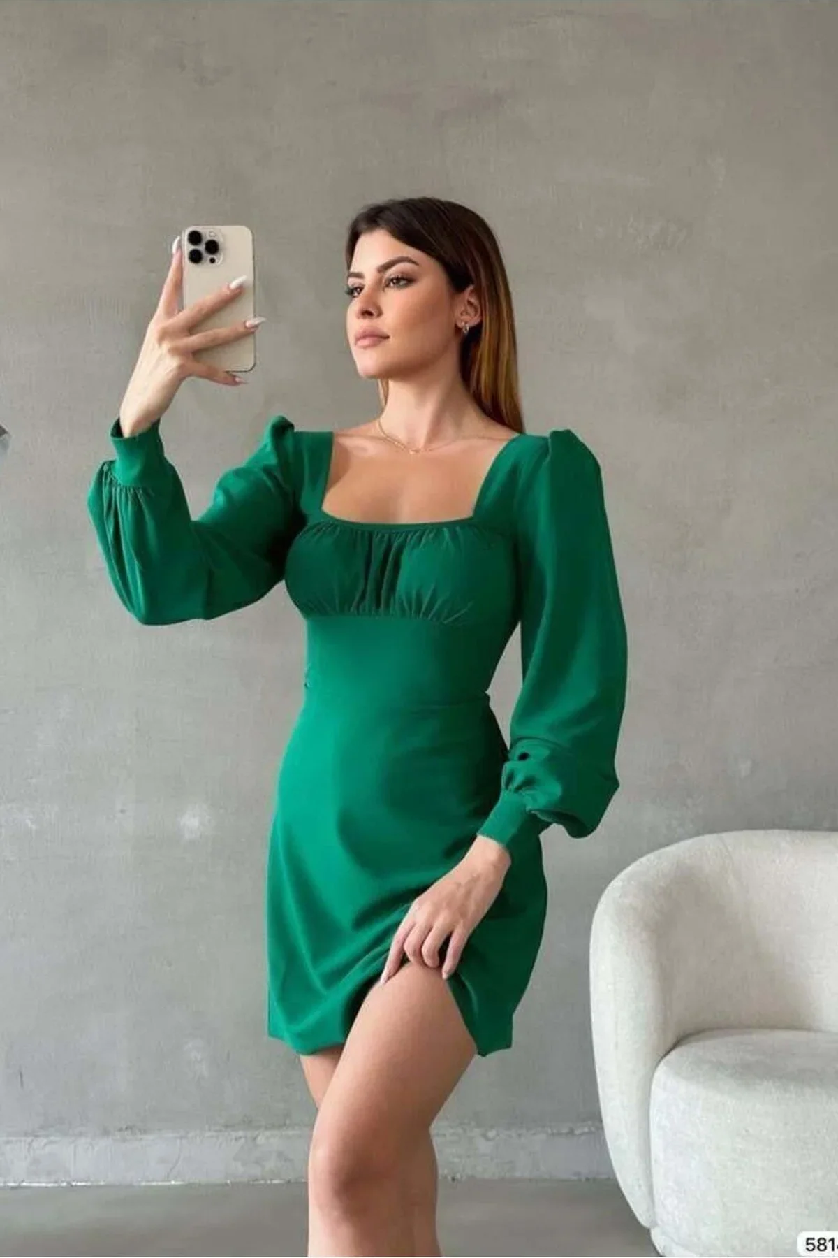 Kadın Krep Kumaş Kare Yaka Uzun Kollu Elbise