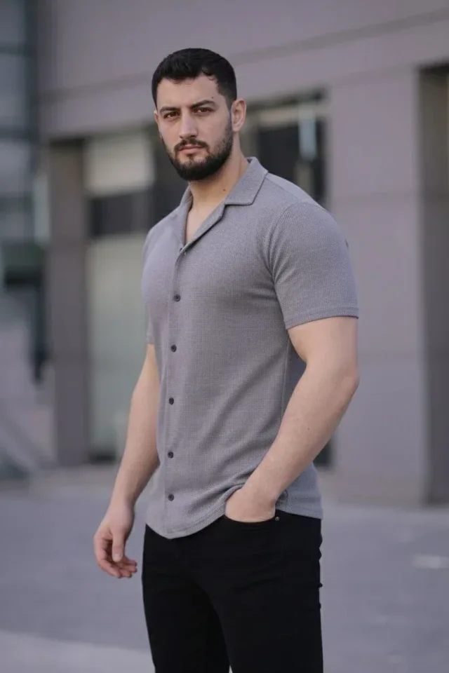 Erkek Waffle Kumaş Kısa Kollu Düğmeli Açık Yaka Regular Fit Gömlek - Gri görsel 2