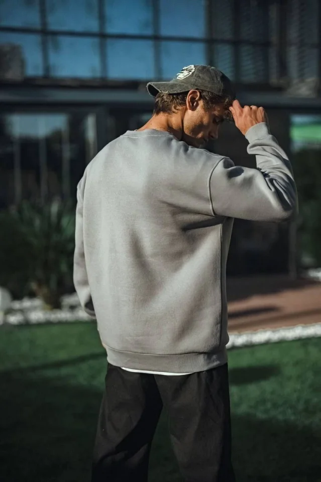 Kışlık Bisiklet Yaka Üç İplik Basic SweatShirt - Boyalı Gri görsel 4