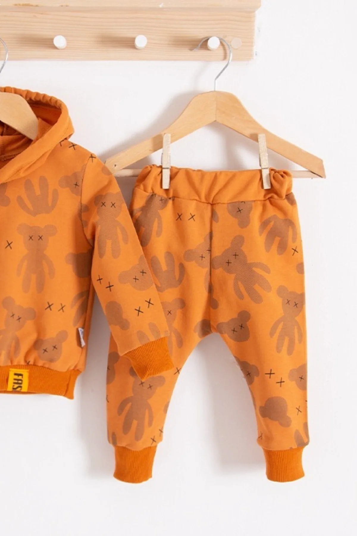 Cool Bear Kapüşonlu % 100 Pamuk Erkek Bebek Takımı görsel 3