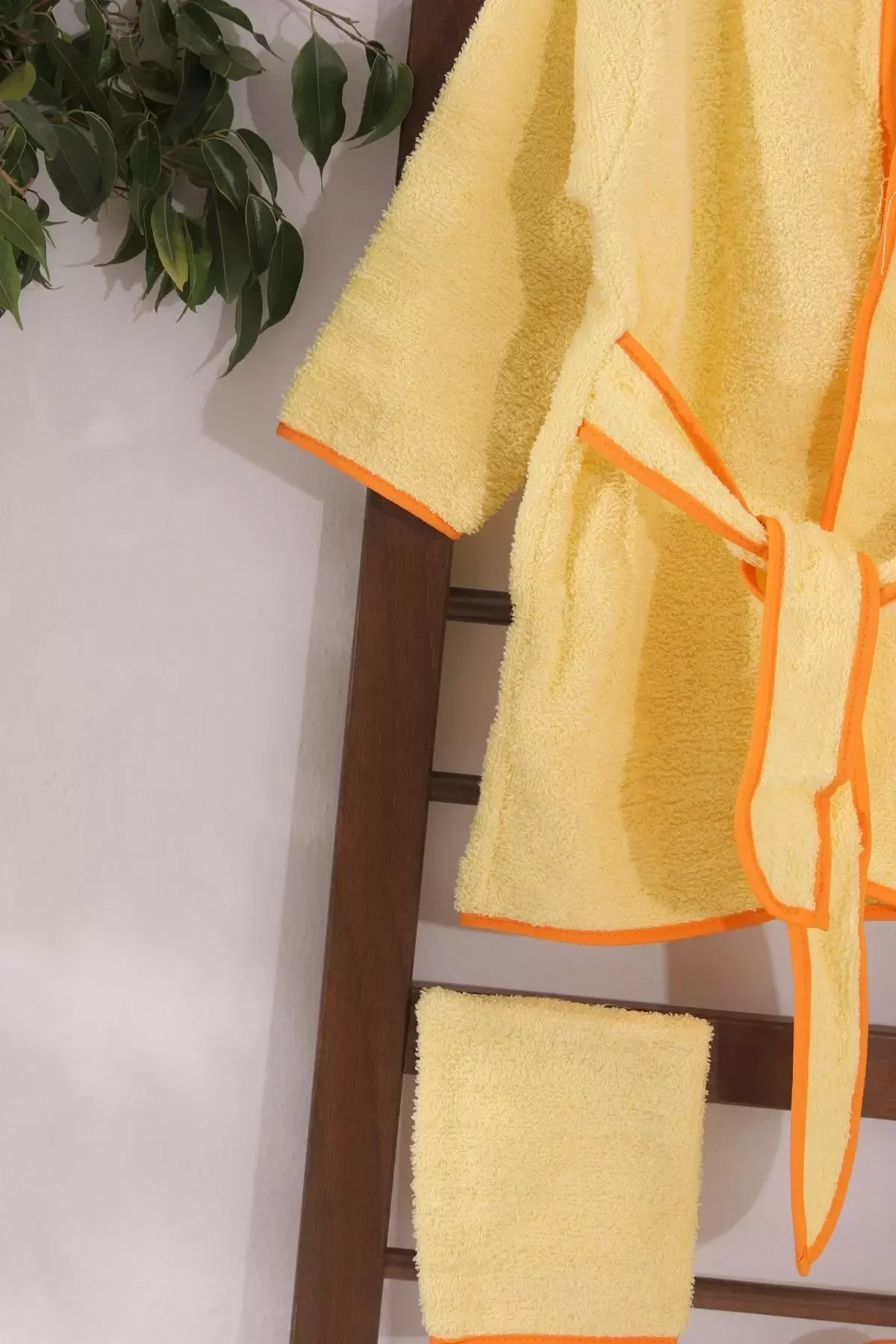 Ördek Figürlü 4 Parça Unisex Bornoz Seti görsel 5