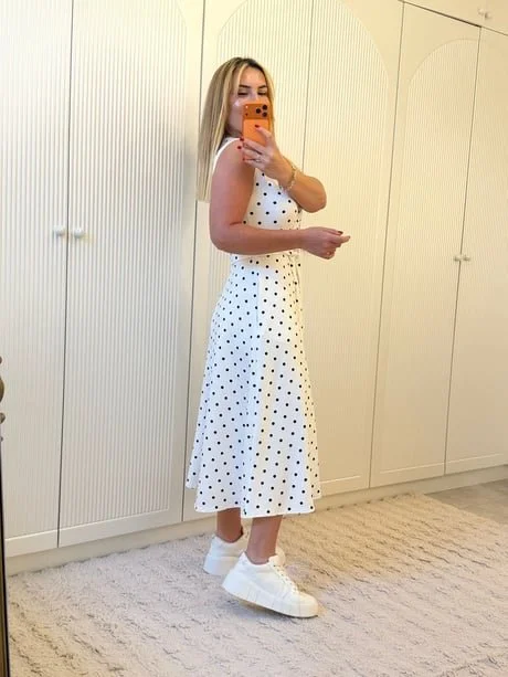 Kadın Kruvaze Yaka Kolsuz Puantiyeli Midi Boy Elbise görsel 3