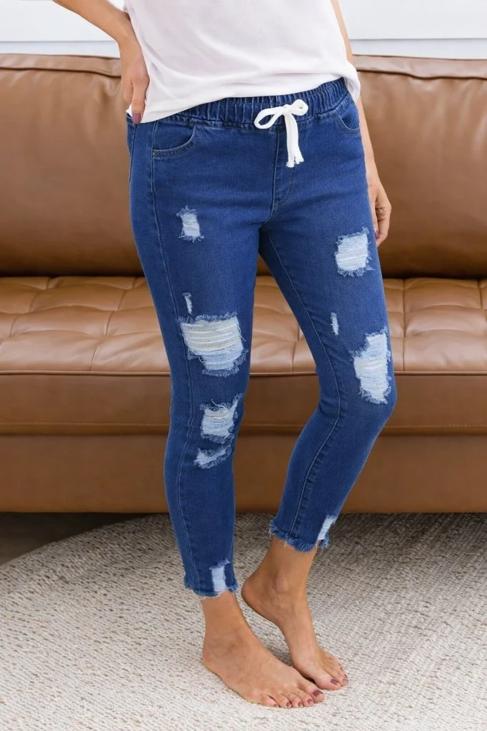 Kadın Yüksek Bel Beli Bağcıklı önden Yırtık Desenli Kot Pantolon görsel 3