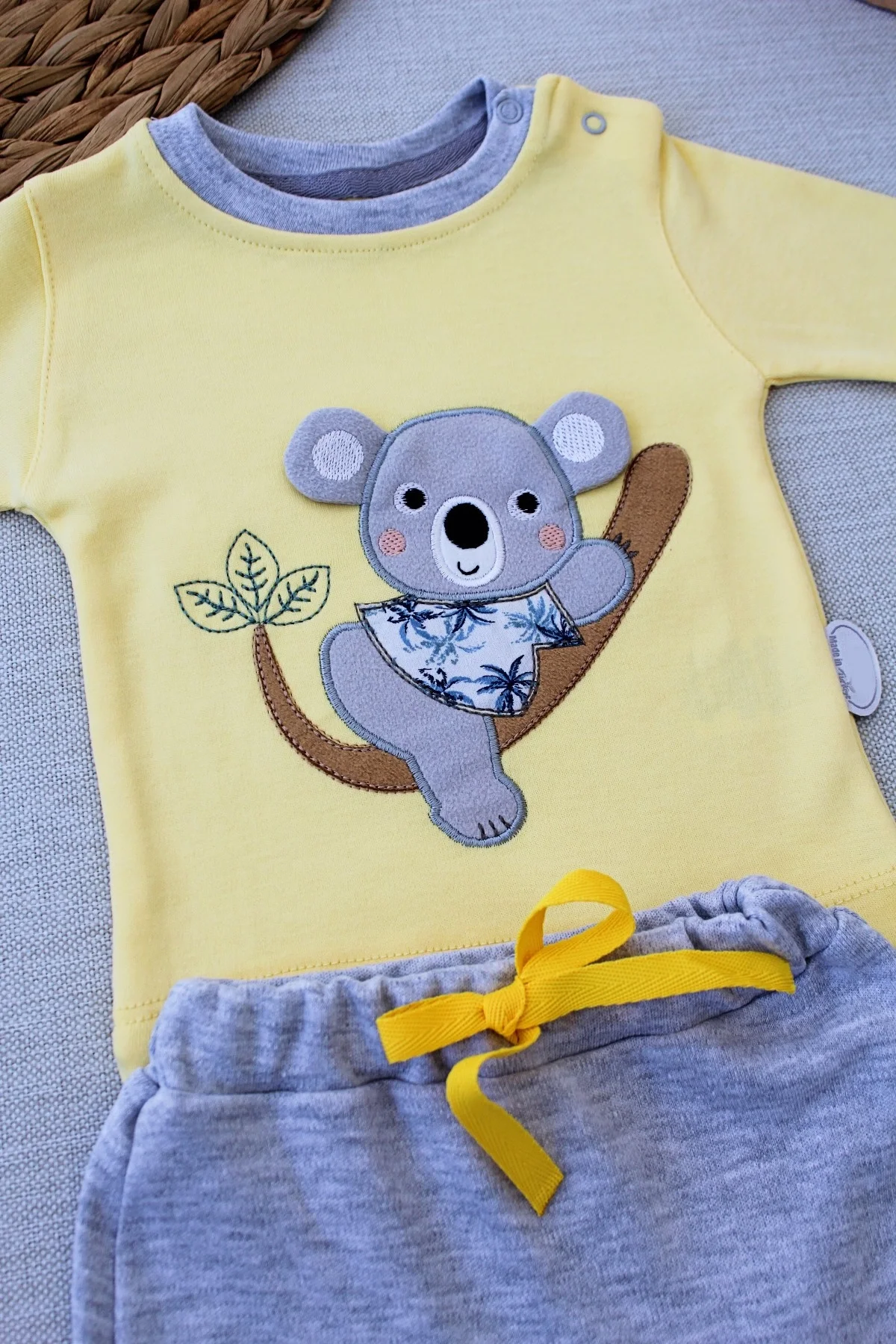 3-6 6-9 9-12 12-18 Ay Yavru Koala Nakışlı Uzun Kollu Sweat 2li Kız Erkek Bebek Takımı Sarı görsel 2