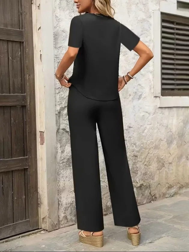 Kadın Kısa Kollu Kayık Yaka önü Asimetrik Detaylı Kısa Sandy Bluz Ve Pantolon Ikili Takım görsel 2