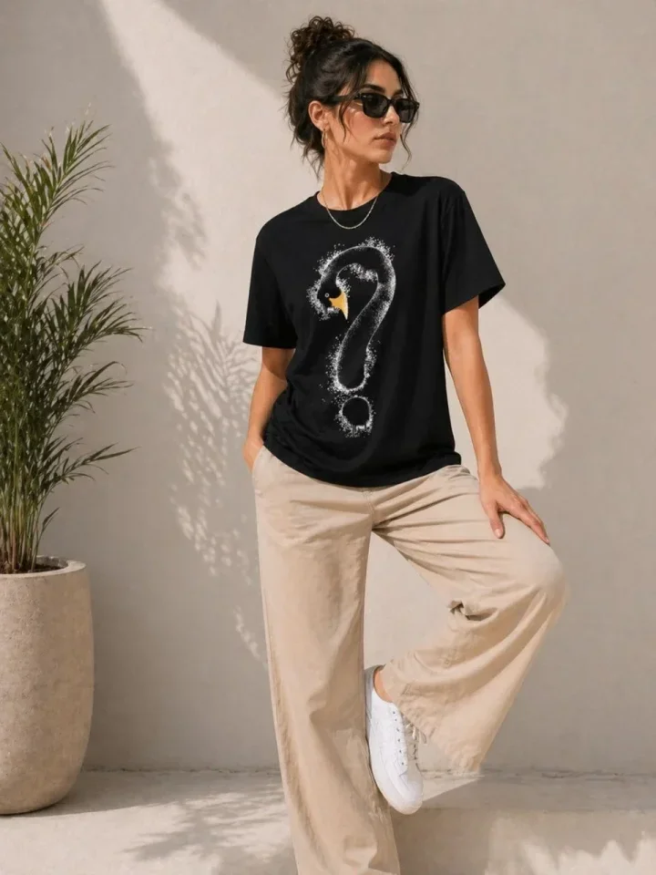 Kuğu Figürlü Soru İşareti Baskılı Tişört Kısa Kol T-Shirt - Siyah görsel 3