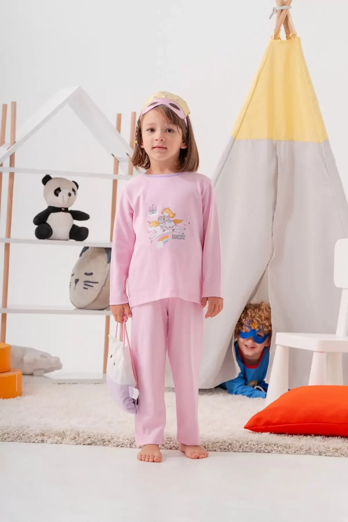 Unicorn Desenli Çanta Ve Maskeli % 100 Pamuk Kız Çocuk Pijama Takımı görsel 3